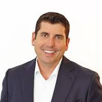 5600+ perfiles de «Roeder»