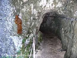 Wanderung rundweg membach is a 5.6 kilometer loop trail located near baelen, liège, belgium that features a river and is good for all skill levels. Hollentalklamm Bergschreiber Com