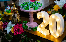 39 Spruche Zum 20 Geburtstag Finestwords