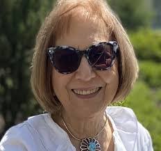 Greta Davidson's Instagram, Twitter & Facebook