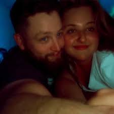 How do you unlock the sixth race character?