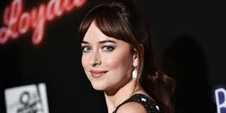 Dwayne Johnson lets little daughter paint his face, unable to resist her  charming cuteness