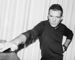 By jack bradley contributor at shareably attention broadway and west end fans! Oscar S Most Talented Newcomer Is 59 Year Old Antonio Banderas The New York Times