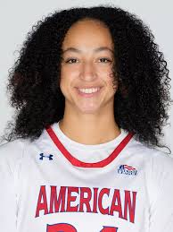 Marisa Lee's Instagram, Twitter & Facebook