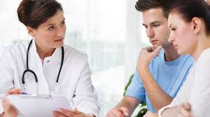 Der arzt/die ärztin kann so beurteilen, ob sich der embryo richtig (in der gebärmutter) eingenistet hat oder ob eventuell eine eileiterschwangerschaft vorliegt. Kinderwunsch Medizinerin Empfiehlt Genetische Beratung Fur Kinderlose