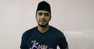 Anak Terkontaminasi Gadget, Ali Zainal Ajak Keluarga Lebaran ke Bromo - Pantau.com