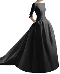 Angelehnt an die historischen vorbilder aus dem mittelalter ist dieses vampir kostüm in schwarzem samt gearbeitet mit vielen authentischen details. Brautkleider Prinzessin Schwarz Test Vergleich 2021 7 Beste Brautkleider