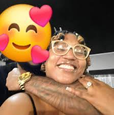 Stacey Larue's Instagram, Twitter & Facebook