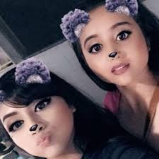 Ellie Leon (@that1girlellie_)