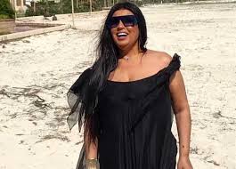 نشرت فيفي عبده على صفحتها الخاصة على موقع التواصل الاجتماعي فيديو لها تعلّق على العارض الصحي الذي تعرضت له. ÙÙŠÙÙŠ Ø¹Ø¨Ø¯Ù‡ ÙÙŠ Ø¥Ø·Ù„Ø§Ù„Ø© Ù…Ø«ÙŠØ±Ø© Ø¹Ù„Ù‰ Ø§Ù„Ø¨Ø­Ø± ØµÙˆØ±Ø© Ø§Ù„Ù…ØµØ±ÙŠ Ø§Ù„ÙŠÙˆÙ…