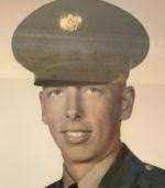 Julie Pitzer's Instagram, Twitter & Facebook