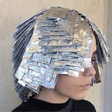 The Platinum Card Lightening Technique That S Behind Beautiful Blondes Hair Foils Hair Color Techniques Hair Color Formulas