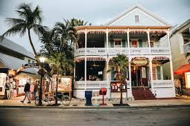 Yes, this hotel allows pets with a maximum weight of up to 25 lbs per pet. Key West Florida Keys Islands Bucket List 45 Best Things To Do