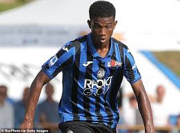 Manchester United Wonderkid Amad Diallo Seals Work Permit And Will Jet In To Finalise Move Daily Mail Online Manchester united completed the signing of teenager amad diallo from atalanta on thursday, with the winger.