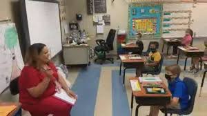 Elementary students will be in regular classes with no reduction in class size; Cmiccm Xtojo2m