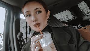 Cleopatra Norris's Instagram, Twitter & Facebook