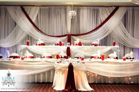 Wedding Decor London Ontario Testimonials Luxe Weddings And Events Head Table Wedding Backdrop Head Table Wedding Burgundy Wedding Centerpieces