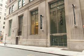 Find out if it's worth opening up an account with this bank. Schwab New York Wall Street Branch Charles Schwab