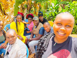 Annie Ngugi Nicky Karisky Aki Ni Mimi Kennedy Mugoh Joel Mwangi Wa Marenye  Margie Qowie @Nasra Mnunue simu zenu mwache kukaa kwa simu yangu