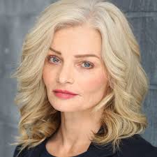 FAFSA Tips and Advice for Enrollment Marketing [Panel Discussion Webinar]