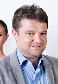 Trebuie sa distrugi prin orice mijloacele casele vecinilor. Vadim Tudor Catre Andrei Duban E Obsedat Sexual Baiatul Asta Ziarul National
