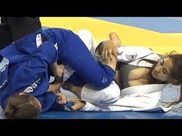 Mayssa bastos vs serena gabrielli / european … kickboxing training basics on the heavy bag with common mistakes explained and how to fix them. Sexy Highlights Mayssa Bastos Vs Serena Gabrielli Jiu Jitsu Youtube