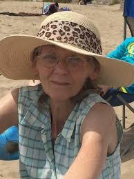 Louise Derry's Instagram, Twitter & Facebook