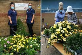 Simply the best flowers ellesmere port. Ellesmere Port Care Home Residents See How Their Garden Grows In Fun Filled Week Chester And District Standard