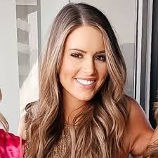 Whitney Graham's Instagram, Twitter & Facebook