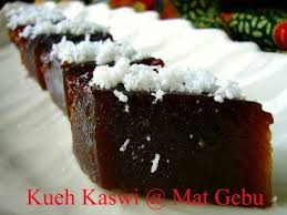Untuk kuih kaswi, kita gunakan tepung gandum manakala untuk kuih lompang pula, tepung kami juga nak bagi tips untuk hasilkan resepi kuih lompang pandan yang sedap. Resepi Kuih Kaswi Pandan Mat Gebu Resepikek Camored Com