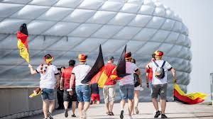 Das sind die aufreger der em 2021 foto: Munchen Gesundheitsminister Kritisiert Deutsche Fans Wegen Masken Ignoranz Stern De