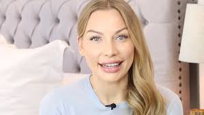 Influencer teaches followers how to bag a wealthy boyfriend