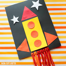 If dad loves baseball, then make him this cute card! Diy Father S Day Card For Kids To Make Non Toy Gifts