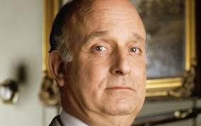 Vicar of Dibley's Gary Waldhorn left nearly £1,500,000 in his will