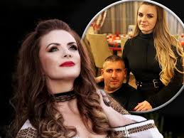 Vezi comentarii si poze despre marcela fota, pe defolos.ro! SoÈul CantÄreÈei De MuzicÄ PopularÄ Marcela Fota A Murit Durere Mare In Familia Artistei De SÄrbÄtori Wowbiz