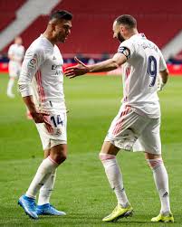 El centrocampista brasileño casemiro ha renovado con el real madrid hasta 2021. Real Madrid C F Ø¹ On Twitter Casemiro ð± Benzema