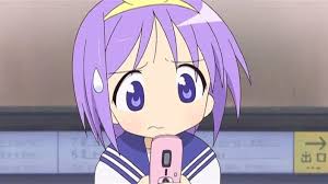 Tsukasa Hiiragi Lucky Star On Her Cell Phone Estrella De La Suerte Anime Anime Manga