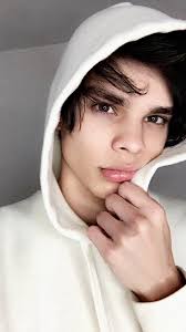 Davilu K. Aguilar (@DaviluAguilar)