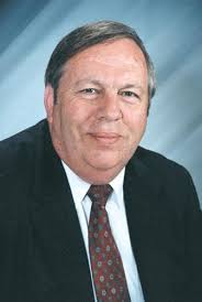 Cedar Falls awards community grants