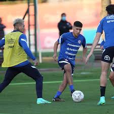 Chile club deportivo universidad católica midfielder. Marcelino Nunez 26 Marcelinonezes1 Twitter