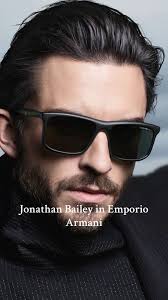 Gözlüklü Ünlüler