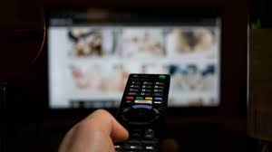 Jun 28, 2021 · ketika dihadirkan saat ekspos kasus, pelaku mengaku mengajak korban menonton video mesum, sebelum melakukan aksinya itu. Pergoki Suaminya Nonton Film Porno Wanita Ini Langsung Kawin Lagi Suara Kalbar