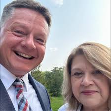 Bluetooth earbuds recommendations needed