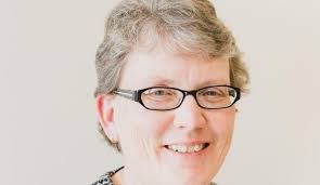 Heidi Matthews's Instagram, Twitter & Facebook