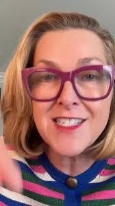 Stephanie Bradbury's Instagram, Twitter & Facebook