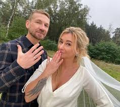 Maybe you would like to learn more about one of these? Fanka Do Martyny Wojciechowskiej Czyli Malzenstwo Nic Nie Znaczy Wymowna Odpowiedz Sugeruje Powod Rozstania Glamour Pl