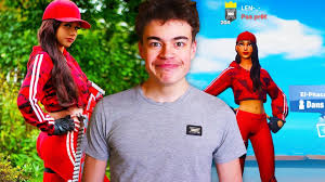 When autocomplete results are available use up and down arrows to review and enter to select. 20 Skins Fortnite Dans La Vraie Vie Youtube