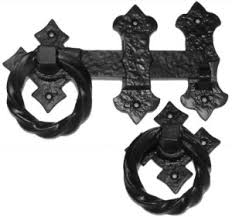 Gate latches are an essential component for most gates. Black Iron Ring Handle Gate Latch World Of Brass