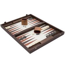Backgammon is one of the oldest known boardgames. Die Manopoulos Luxus Creme Und Walnuss Backgammon Set Mit Luxus Becher Ebay