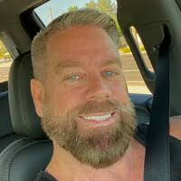 6400+ Profile mit dem Suchbegriff „Reif“